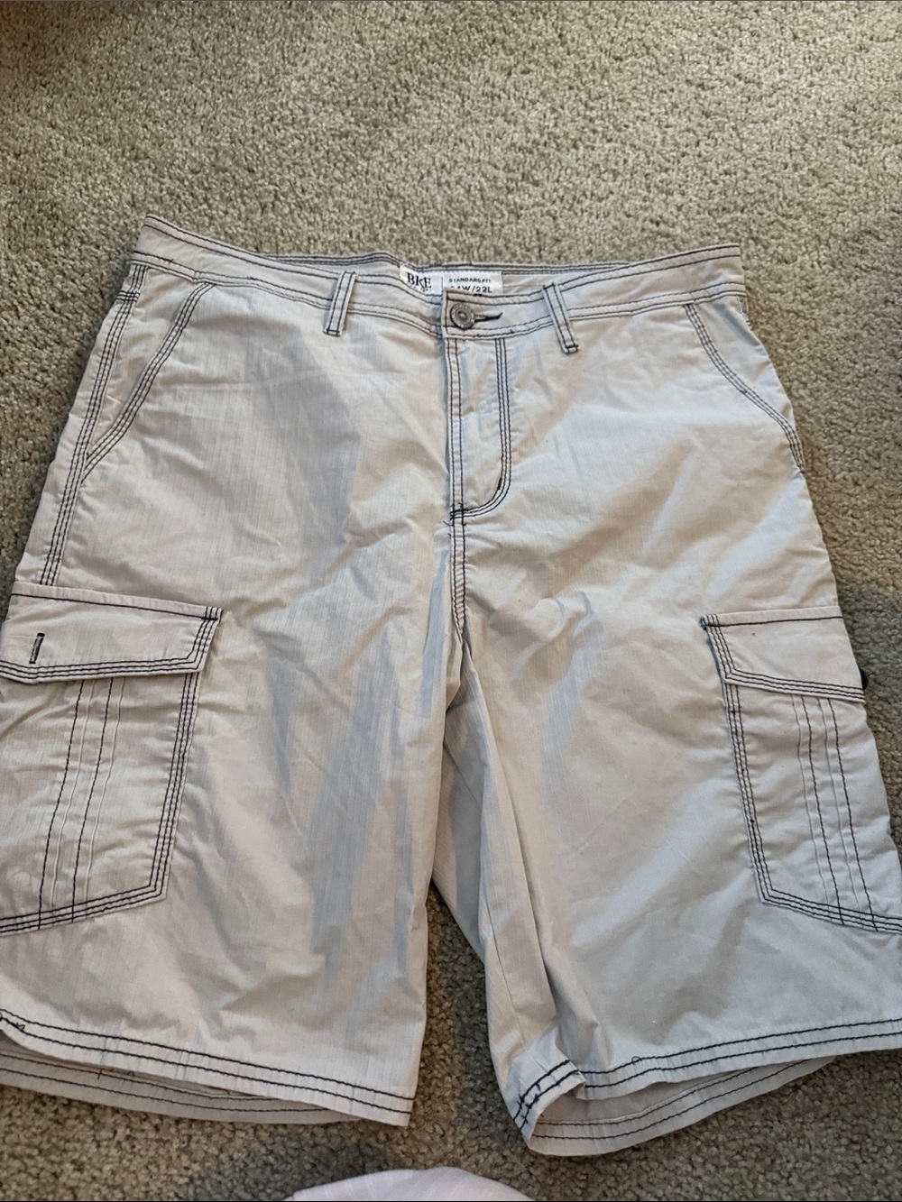 BKE Men's Light Beige Cargo Shorts with Contrast Stitching